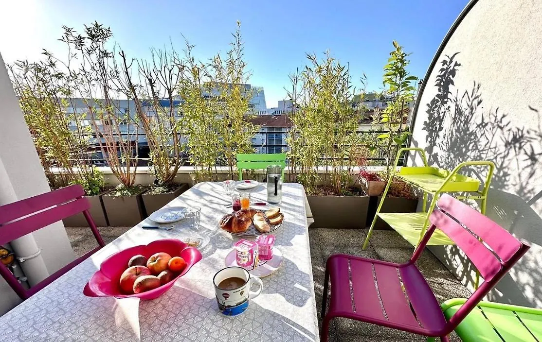 Junior Suite Avec Balcon Lyon Guest house